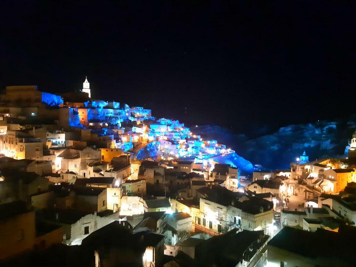 Lo Scorcio, Casa Vacanza Nel Cuore Dei Sassi Con Vista Incantevole Con Self Check-In Matera Eksteriør billede