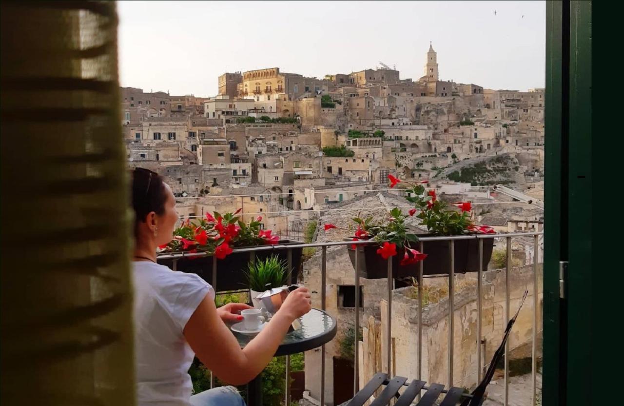 Lo Scorcio, Casa Vacanza Nel Cuore Dei Sassi Con Vista Incantevole Con Self Check-In Matera Eksteriør billede